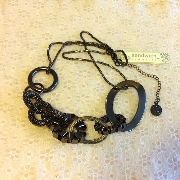 Vintage NEW Sandwich Jewellery Black Metal Pendant VTG Art Deco Necklace - Picture 3 of 7